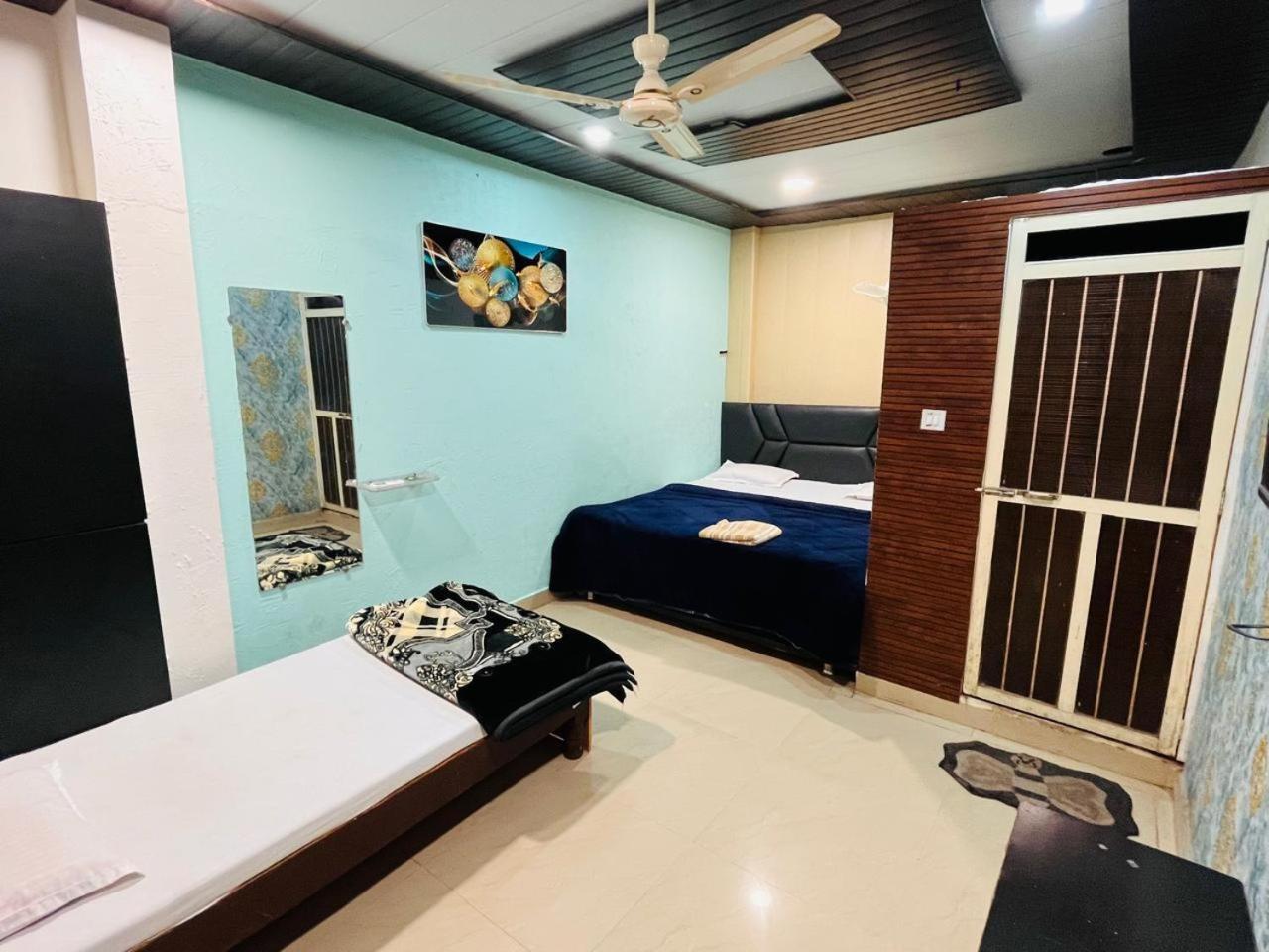 Pallav Guest House اوجاين المظهر الخارجي الصورة