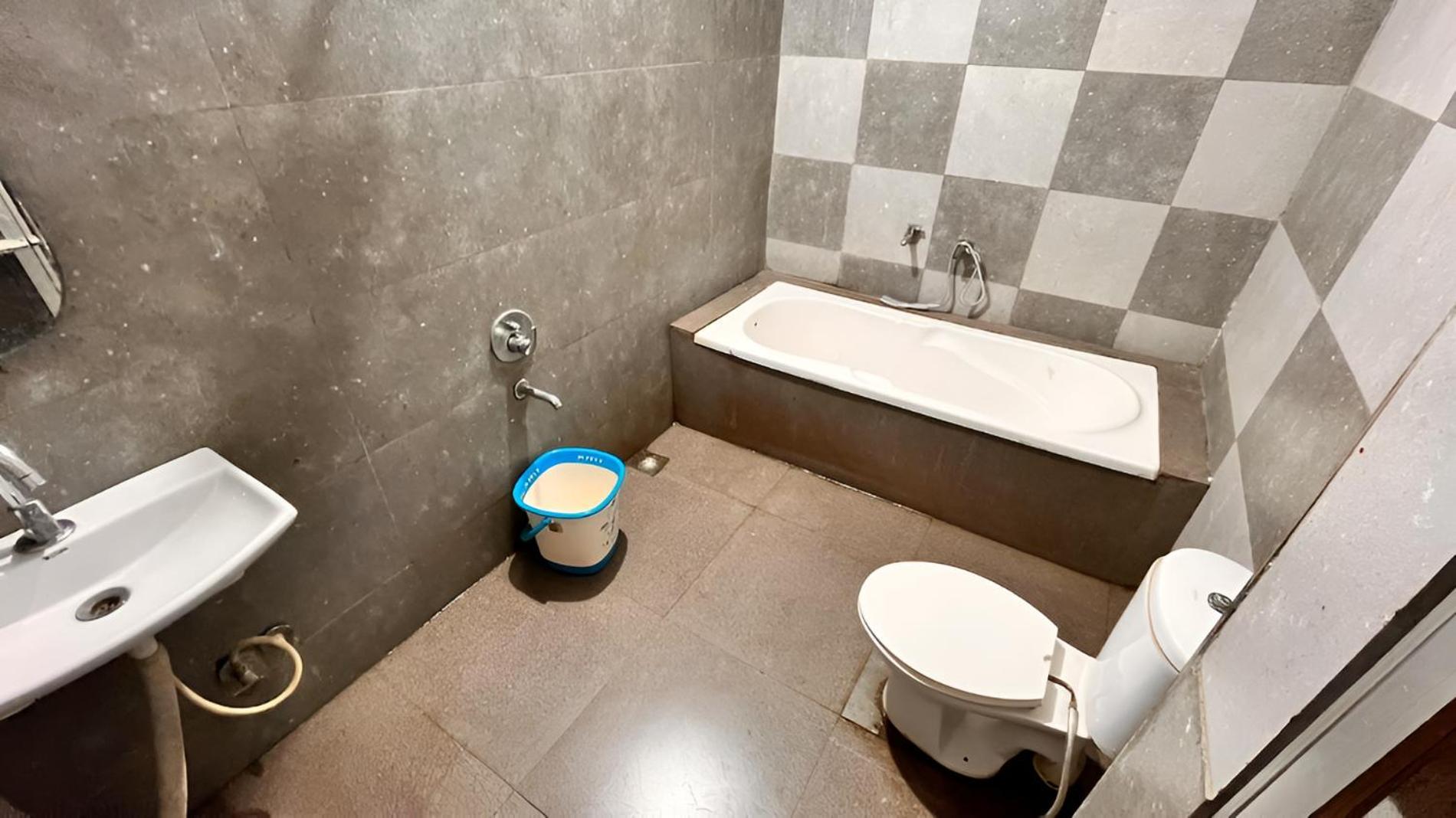 Pallav Guest House اوجاين المظهر الخارجي الصورة